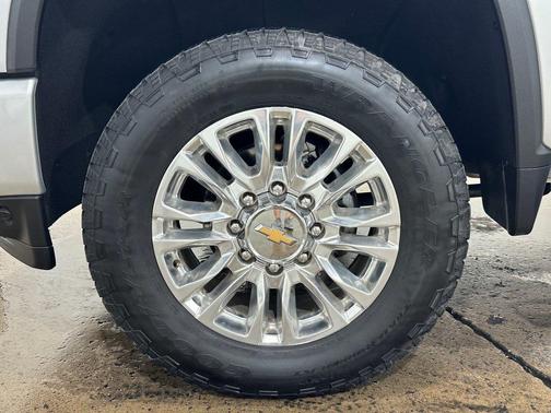 2022 Chevrolet Silverado 3500 High Country