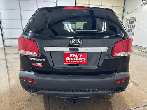 2011 Kia Sorento LX