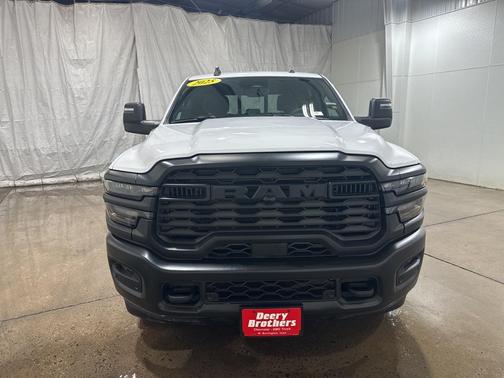 2025 RAM 2500 Tradesman Crew Cab 4x4 8' Box
