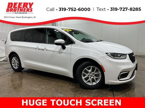 2023 Chrysler Pacifica Touring L