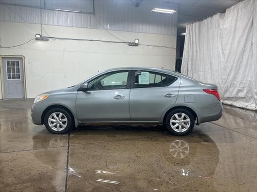 2012 Nissan Versa 1.6 S