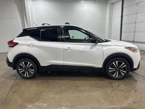 2019 Nissan Kicks SV