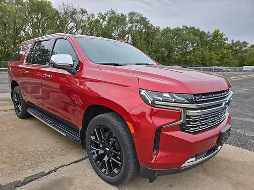 2023 Chevrolet Suburban Premier