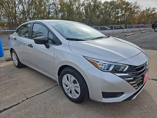 2024 Nissan Versa 1.6 S