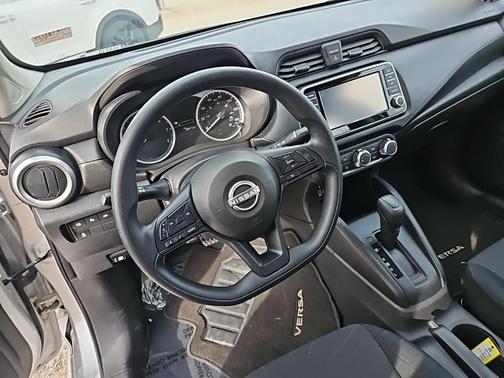 2024 Nissan Versa 1.6 S