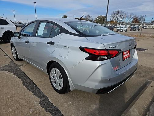 2024 Nissan Versa 1.6 S