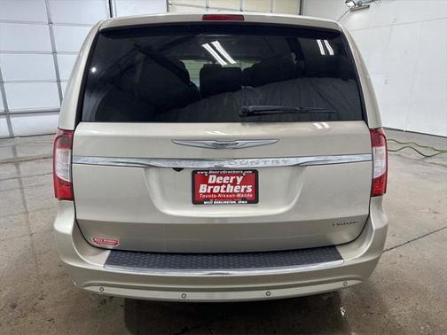 2013 Chrysler Town & Country Limited