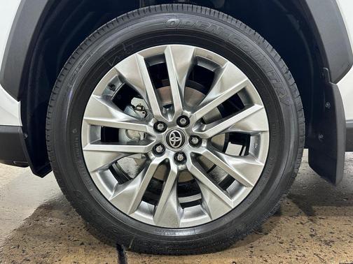 2025 Toyota RAV4 Limited