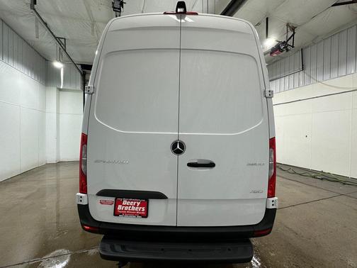 2025 Mercedes-Benz Sprinter 2500 High Roof
