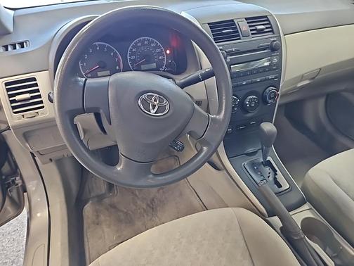 2009 Toyota Corolla LE