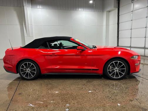 2020 Ford Mustang EcoBoost Premium