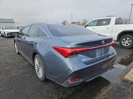 2021 Toyota Avalon Hybrid Limited