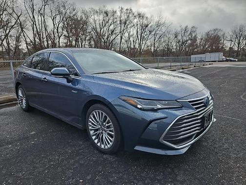 2021 Toyota Avalon Hybrid Limited