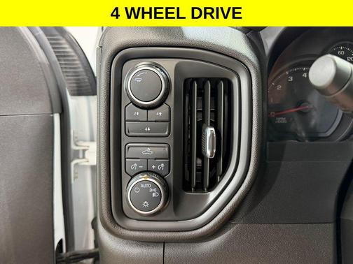 Summit White 2022 Chevrolet Silverado 2500 WT