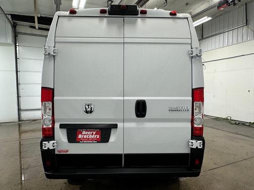 2025 RAM ProMaster 2500 Tradesman