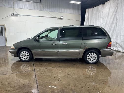 2003 Ford Windstar Base