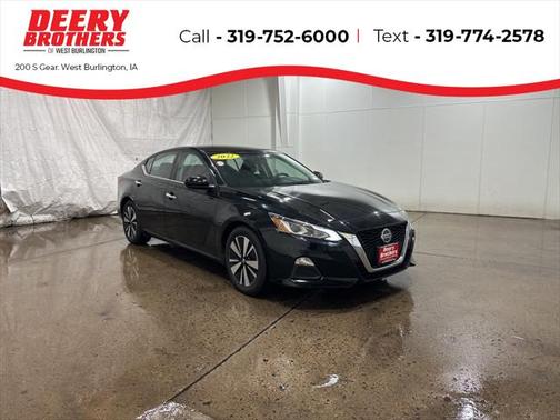2022 Nissan Altima 2.5 SV