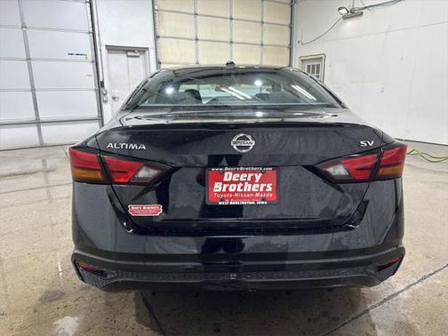 2022 Nissan Altima 2.5 SV