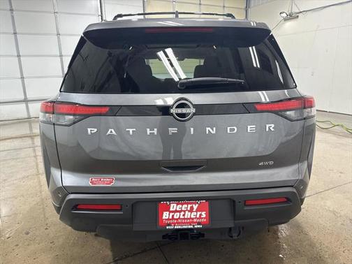 2025 Nissan Pathfinder SV 4WD