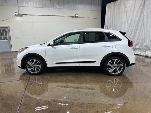 2017 Kia Niro Touring