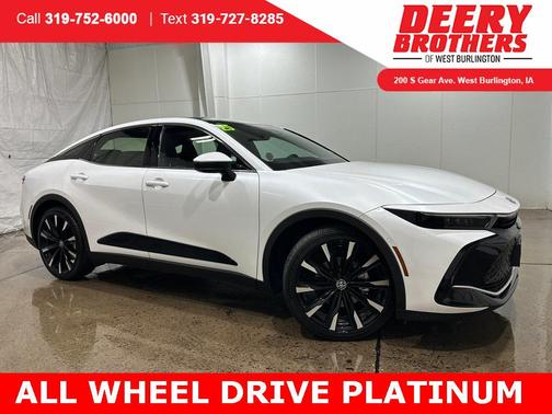 2025 Toyota Crown Platinum