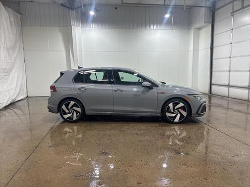 2022 Volkswagen Golf GTI 2.0T SE DSG
