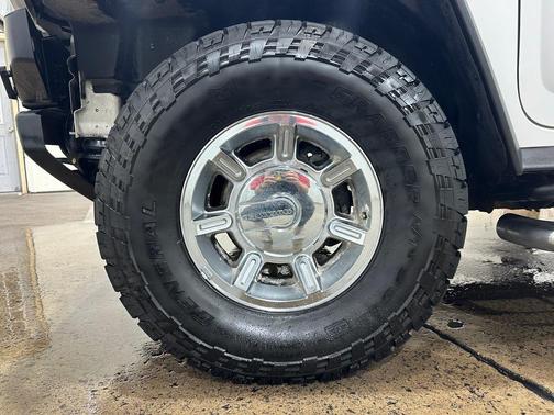2006 Hummer H2 Base