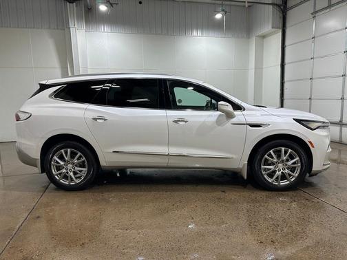 2022 Buick Enclave AWD Premium