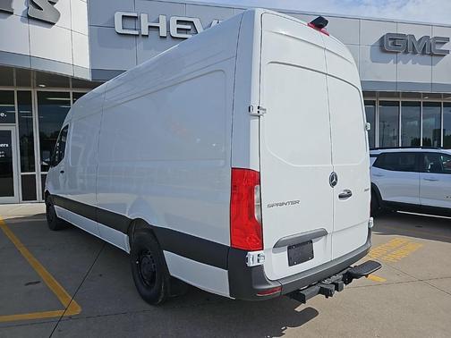 2025 Mercedes-Benz Sprinter 2500 High Roof