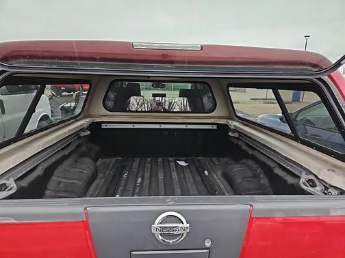 2010 Nissan Frontier LE