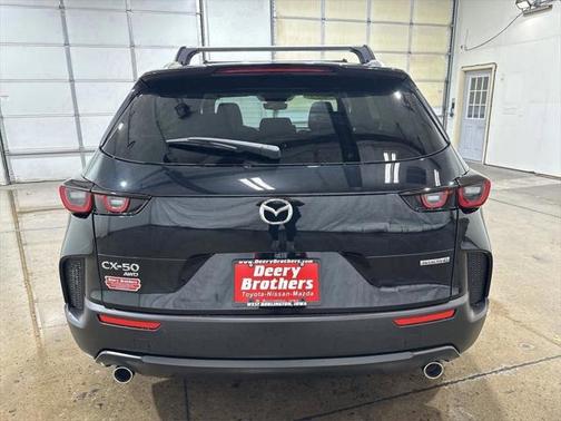 2025 Mazda CX-50 2.5 S Preferred Package