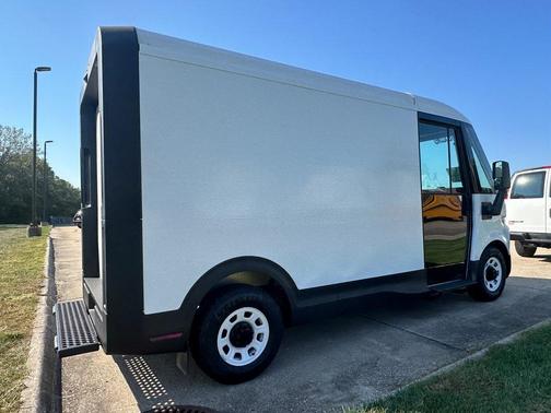 2025 Chevrolet BrightDrop 400