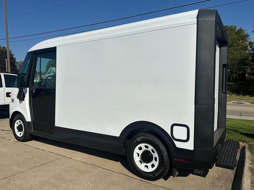 2025 Chevrolet BrightDrop 400