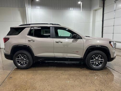 2026 GMC Terrain AWD AT4