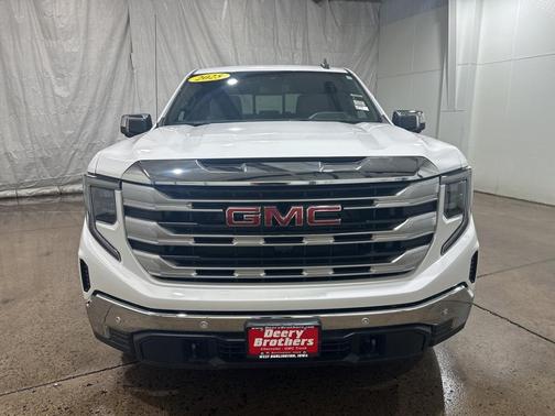 2025 GMC Sierra 1500 SLE