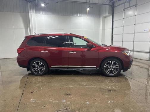 2018 Nissan Pathfinder Platinum