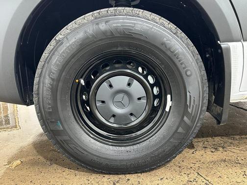 2025 Mercedes-Benz Sprinter 2500 High Roof