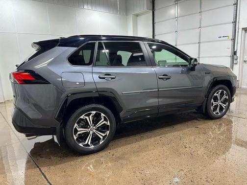 2022 Toyota RAV4 Prime XSE
