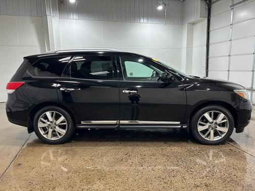 2014 Nissan Pathfinder Platinum