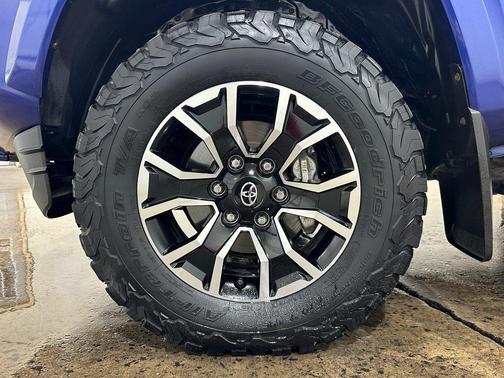 2022 Toyota Tacoma TRD Off-Road