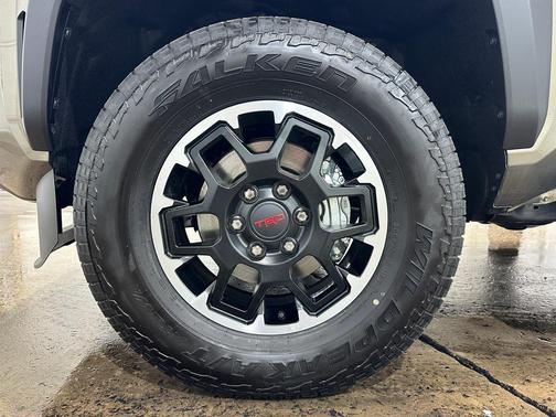 2025 Toyota Tacoma TRD Off Road