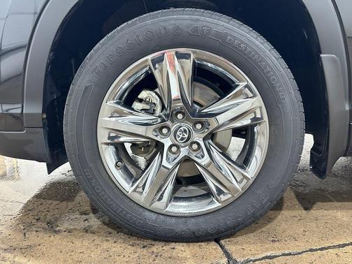 2017 Toyota Highlander Limited Platinum