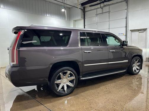 2016 Cadillac Escalade ESV Premium