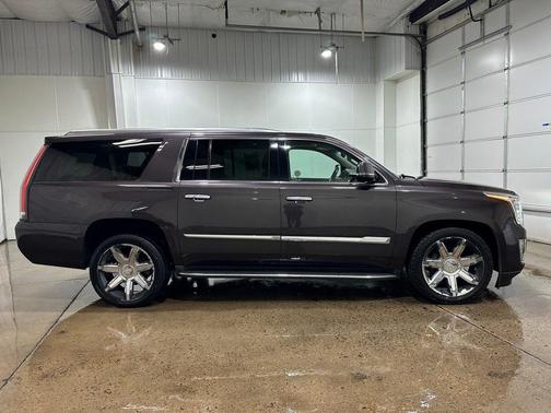 2016 Cadillac Escalade ESV Premium