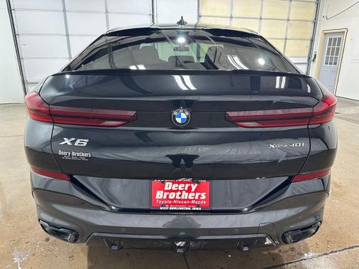 2023 BMW X6 xDrive40i