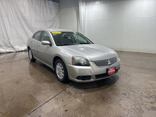 2011 Mitsubishi Galant Base