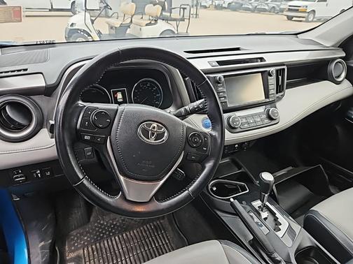 2016 Toyota RAV4 Hybrid Limited