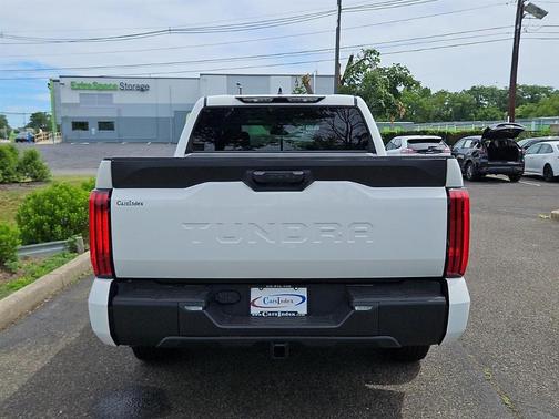 Ice 2026 Toyota Tundra SR