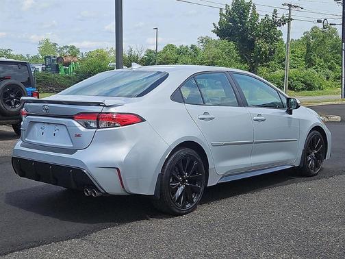 Classic Silver Metallic 2023 Toyota Corolla SE