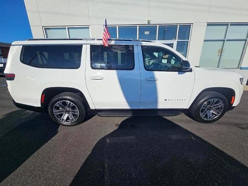 White 2023 Jeep Wagoneer L Series II
